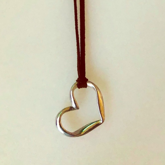 Leather Necklace with Heart - Picture 1 of 2